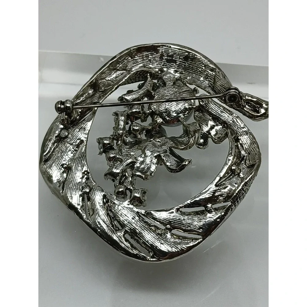 Gorgeous Vintage 90's Antique Style Grey Pearl Rhinestone Crystal AB‎ Brooch